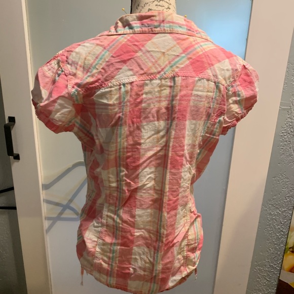 #1212 XL Maurices plaid top - Picture 2 of 5
